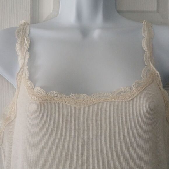 Converse one star oatmeal color ribbed tank top lace trim Sz XL NWOT - Picture 3 of 5